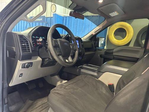 AGATE BLACK 2020 Ford F-150 XL
