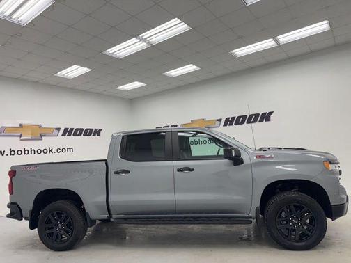 Sterling Gray Metallic 2026 Chevrolet Silverado 1500 LT Trail Boss