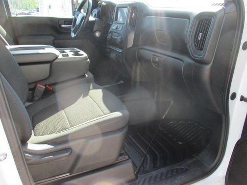 Summit White 2022 Chevrolet Silverado 3500 WT