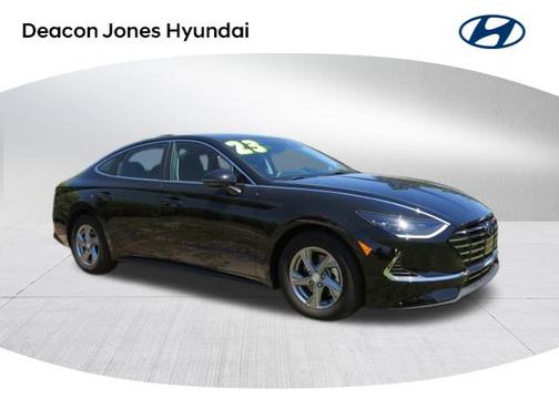 2023 Hyundai SONATA SE