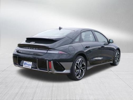 2023 Hyundai IONIQ 6 SEL