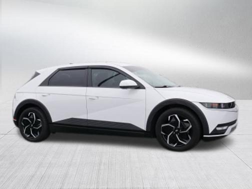 2023 Hyundai IONIQ 5 SE