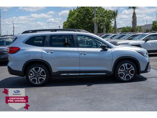 Ice Silver Metallic 2024 Subaru Ascent Limited