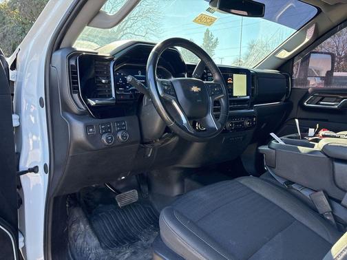 2024 Chevrolet Silverado 3500 LT