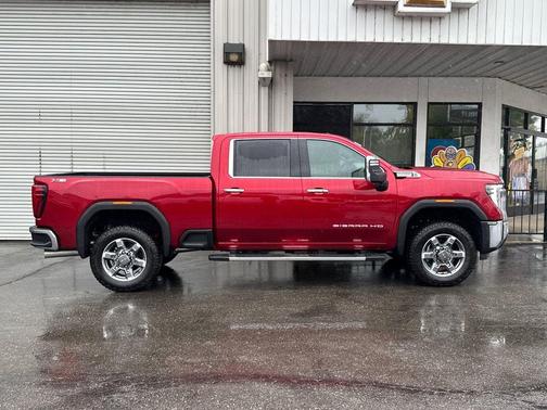 2026 GMC Sierra 2500 SLT