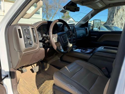 2019 GMC Sierra 2500 Denali