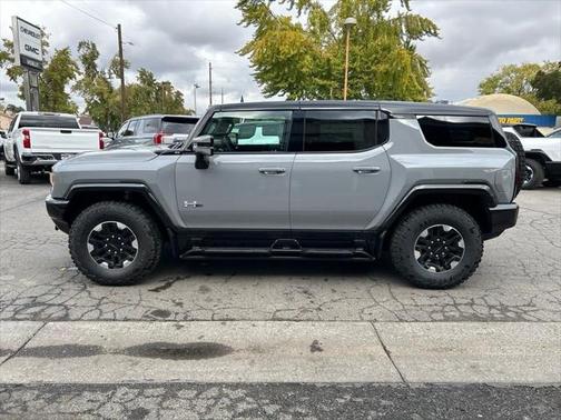 2025 GMC HUMMER EV SUV 2X