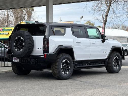 2025 GMC HUMMER EV SUV 2X