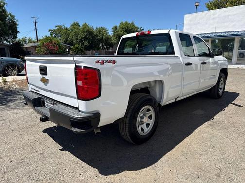 Summit White 2018 Chevrolet Silverado 1500 WT
