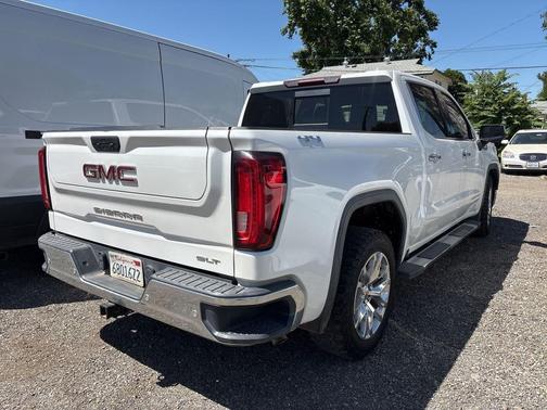 White Frost Tricoat 2020 GMC Sierra 1500 SLT