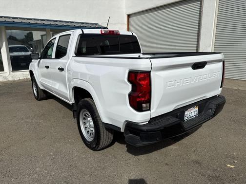 2024 Chevrolet Colorado WT