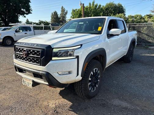 Glacier White 2024 Nissan Frontier PRO-4X