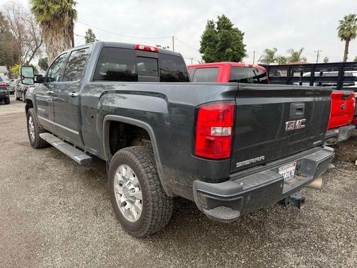 2018 GMC Sierra 2500 Denali