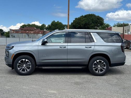 Sterling Gray Metallic 2026 Chevrolet Tahoe LT
