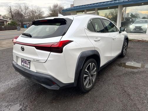 2019 Lexus UX 200 Base