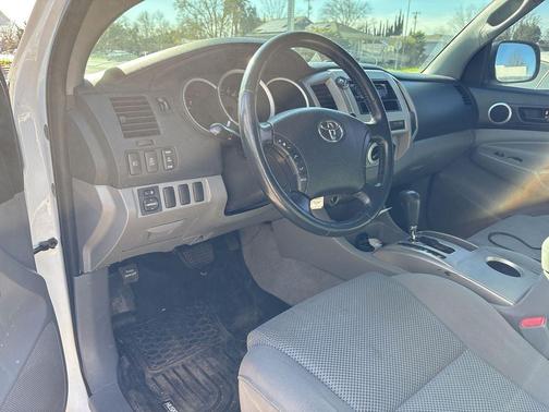 2006 Toyota Tacoma PreRunner Double Cab