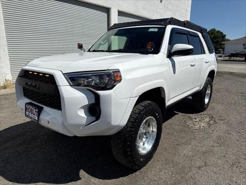 2018 Toyota 4Runner SR5