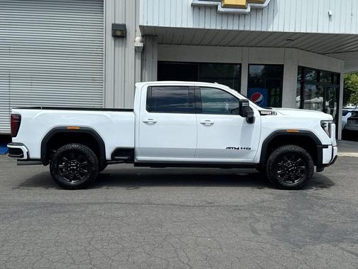 Summit White 2026 GMC Sierra 2500 AT4