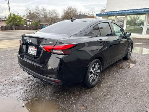 2020 Nissan Versa 1.6 SV