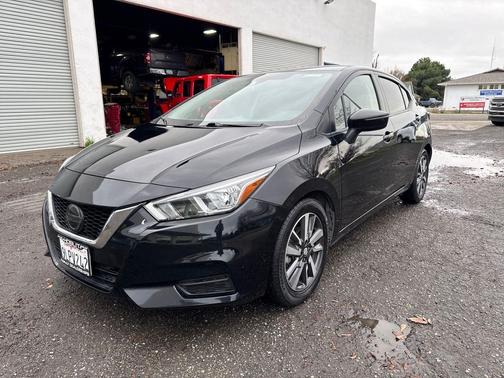 2020 Nissan Versa 1.6 SV