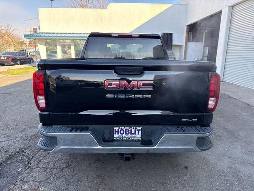 2023 GMC Sierra 1500 SLE