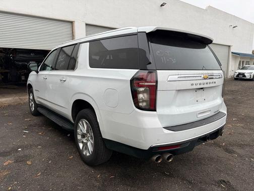 2023 Chevrolet Suburban Premier