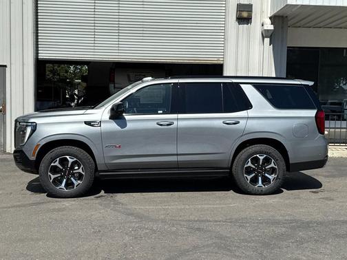 Sterling Metallic 2026 GMC Yukon 4WD AT4