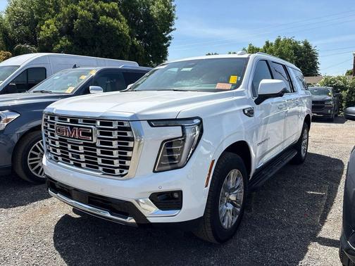 Summit White 2025 GMC Yukon XL Denali