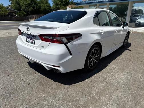 2021 Toyota Camry SE