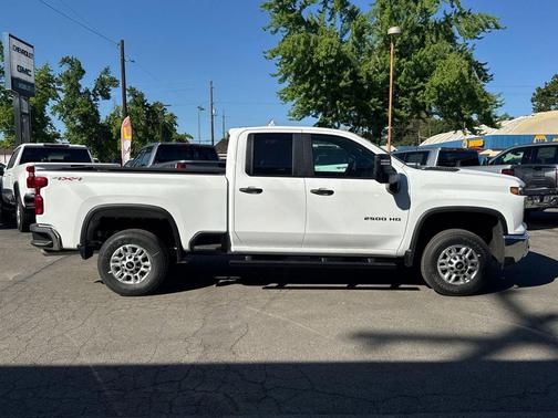Summit White 2026 Chevrolet Silverado 2500 WT