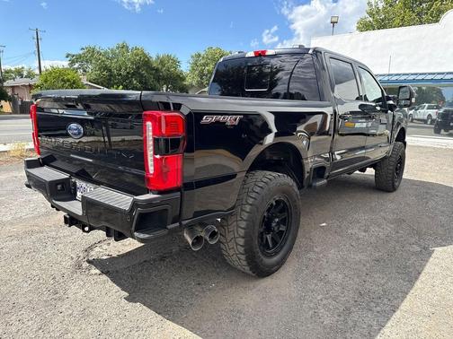 Agate Black Metallic 2024 Ford F-250 Lariat