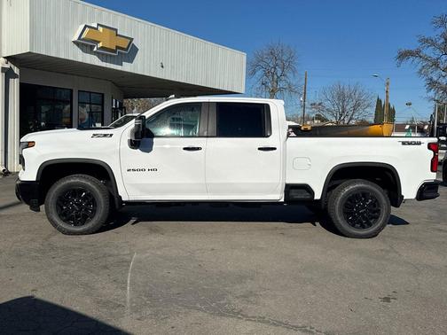 2026 Chevrolet Silverado 2500 LT