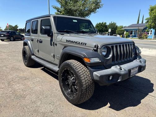 Sting-Gray Clearcoat 2020 Jeep Wrangler Unlimited Sport