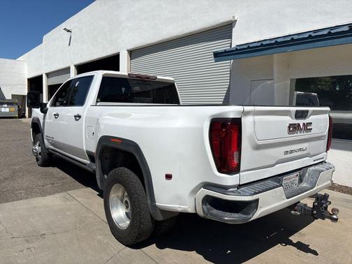 White Frost Tricoat 2022 GMC Sierra 3500 Denali