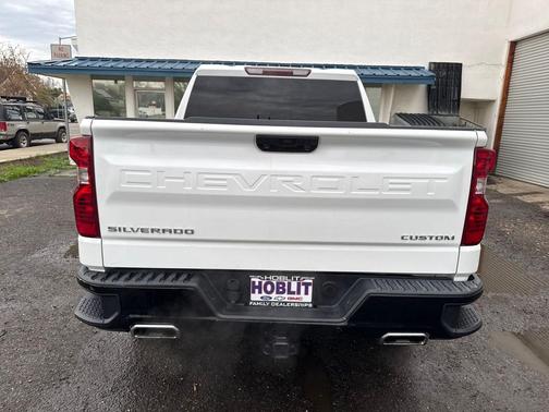 2022 Chevrolet Silverado 1500 Custom Trail Boss