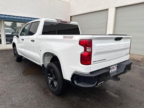 2022 Chevrolet Silverado 1500 Custom Trail Boss
