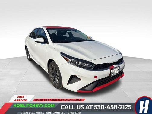 Snow White Pearl 2023 Kia Forte LXS