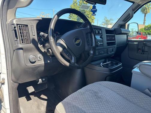 2020 Chevrolet Express 3500 RWD 3500 Regular Wheelbase WT