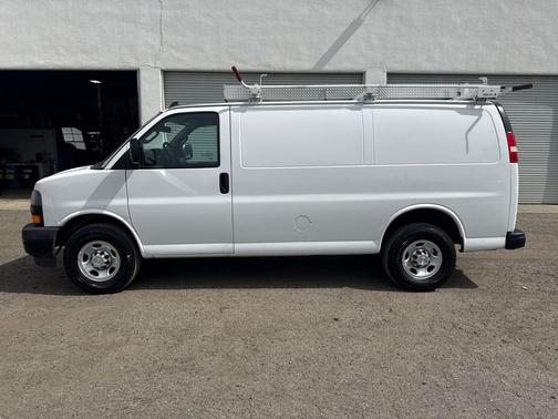 2020 Chevrolet Express 3500 RWD 3500 Regular Wheelbase WT