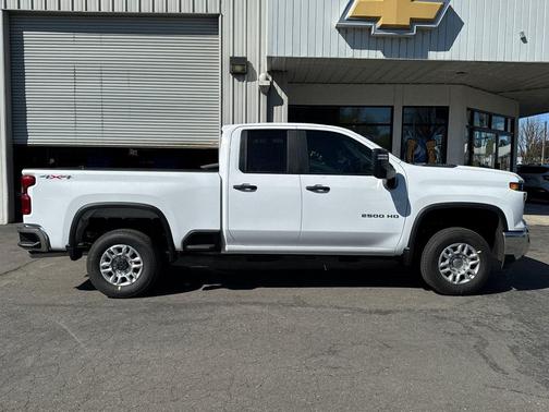 2026 Chevrolet Silverado 2500 WT