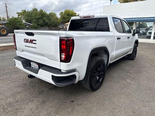 2025 GMC Sierra 1500 Pro