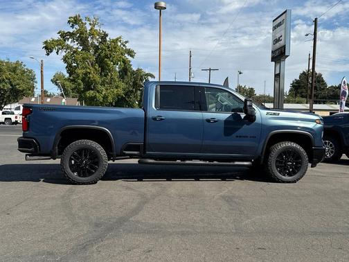 2025 Chevrolet Silverado 2500 LTZ