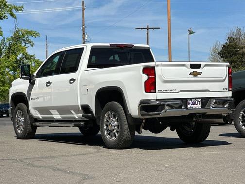 Summit White 2026 Chevrolet Silverado 2500 LTZ