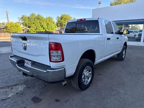 2021 RAM 2500 Tradesman Crew Cab 4x4 6'4' Box