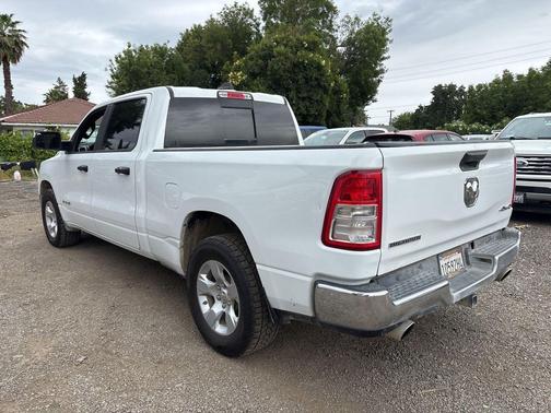 Bright White Clearcoat 2023 RAM 1500 Big Horn/Lone Star