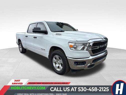Bright White Clearcoat 2023 RAM 1500 Big Horn/Lone Star
