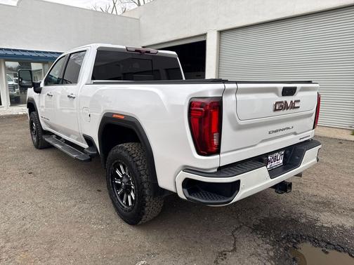 2020 GMC Sierra 2500 Denali