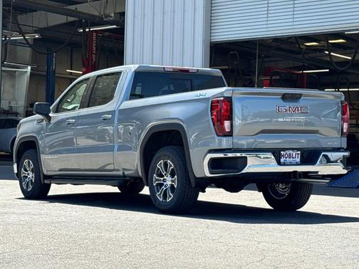 2025 GMC Sierra 1500 SLE