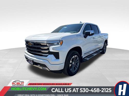 Iridescent Pearl Tricoat 2025 Chevrolet Silverado 1500 High Country