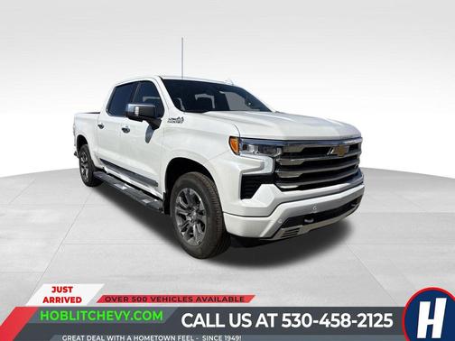 Iridescent Pearl Tricoat 2025 Chevrolet Silverado 1500 High Country